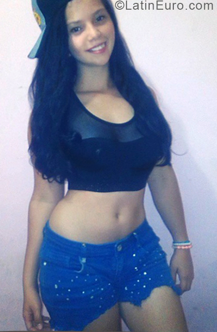 Date this fun Colombia girl MICHELL from Cucuta CO24213