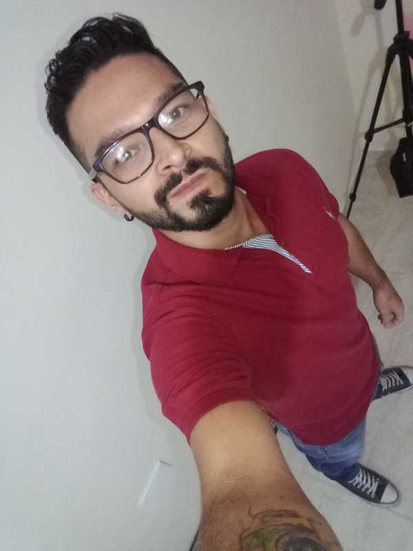 Date this foxy Colombia man Juan from Armenia CO24251