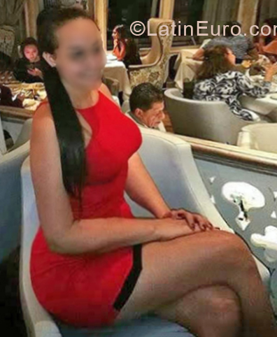 Date this sultry Peru girl Yessica from Lima PE1297