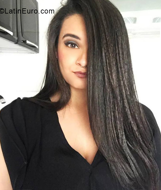 Date this gorgeous Brazil girl Barbara from Rio De Janeiro BR11079
