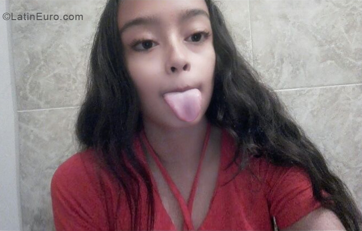 Date this delightful Venezuela girl Daniela from Barinas VE1889