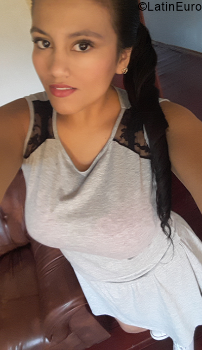 Date this lovely Colombia girl Alejandra from Manizales CO24431