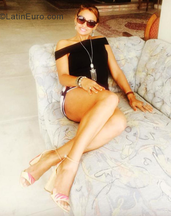 Date this exotic Brazil girl Gilda Oliveira de Souza from Rio De Janeiro BR10679