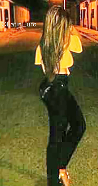 Date this pretty Venezuela girl Majohe from Guarico VE1950