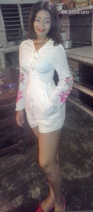 Date this beautiful Venezuela girl Yuremar from Guanare VE1985