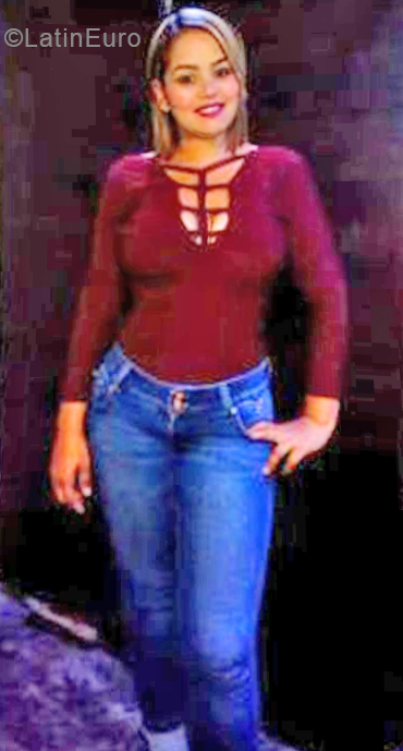 Date this exotic Venezuela girl Neisa from Cumana VE2030