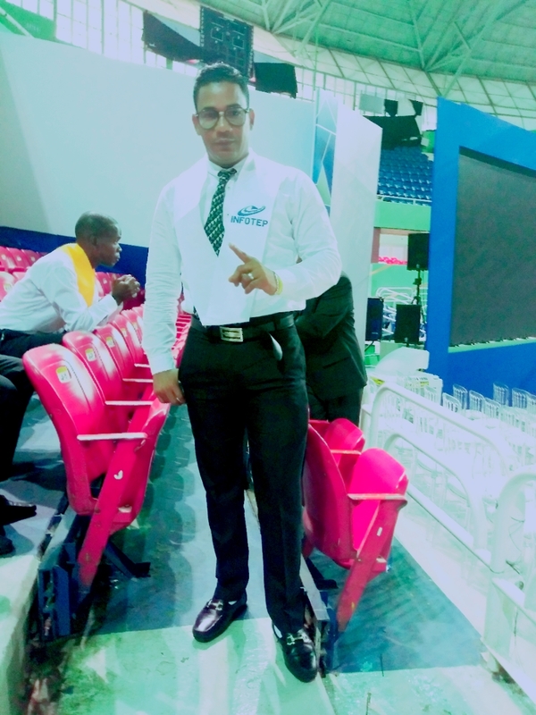 Date this voluptuous Dominican Republic man Marcos cristian from La Romana DO33678