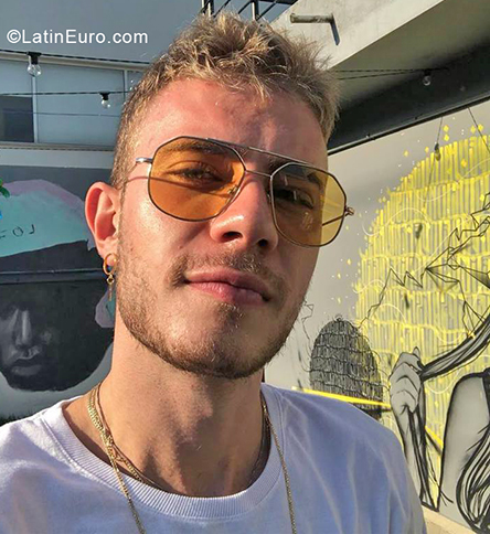 Date this passionate Brazil man Bruno from São Paulo BR10765