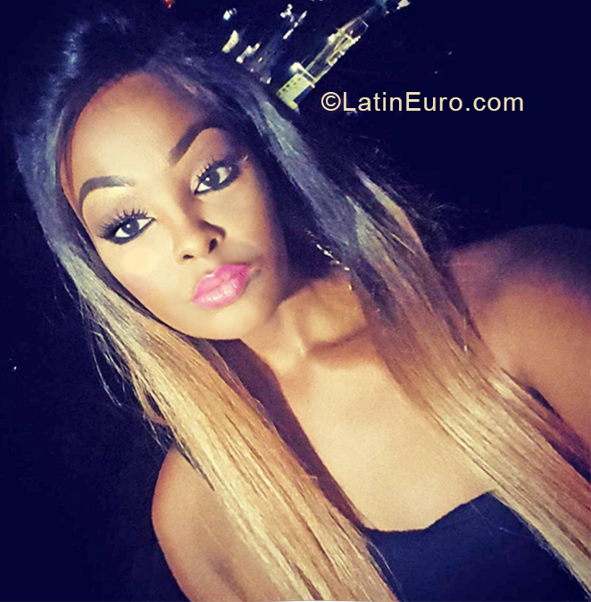 Date this fun Brazil girl Luna from Rio de Janeiro BR10767