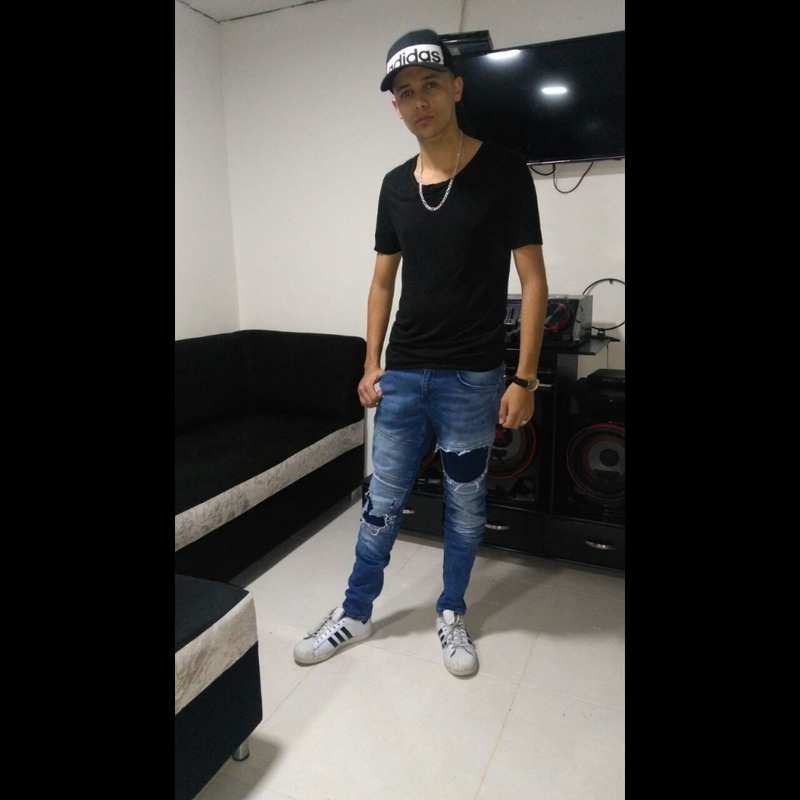 Date this lovely Colombia man Braian from Pereira CO25009