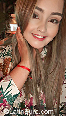 Date this stunning Venezuela girl Rosana from San Cristobal VE2318