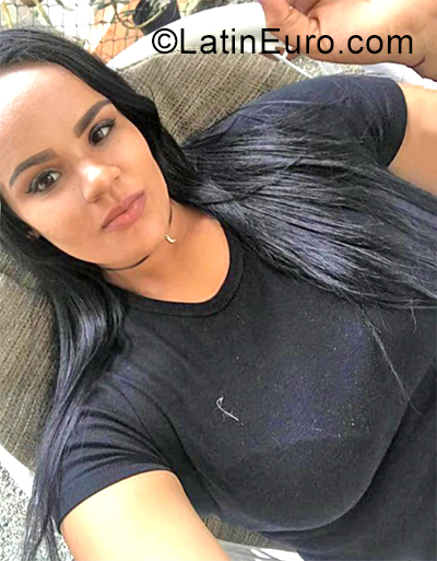 Date this voluptuous Dominican Republic girl Ana from La Vega DO34898