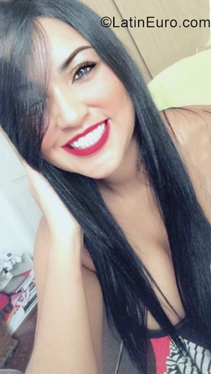 Date this nice looking Brazil girl Ivani from Sao Paulo BR10836
