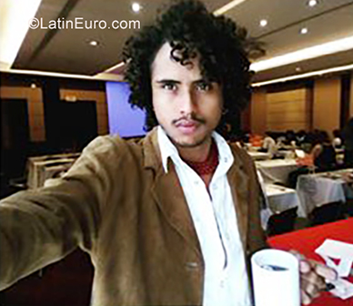 Date this athletic Colombia man Filipe from Cali CO25484