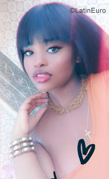 Date this fun Brazil girl Leticia from Rio De Janeiro BR10853