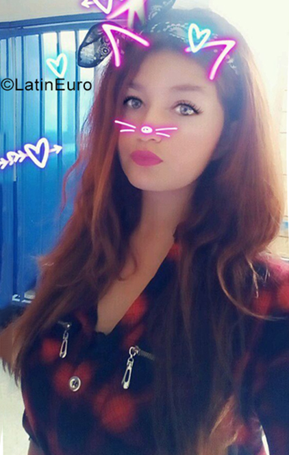 Date this good-looking Chile girl Fernanda from Santiago CL142