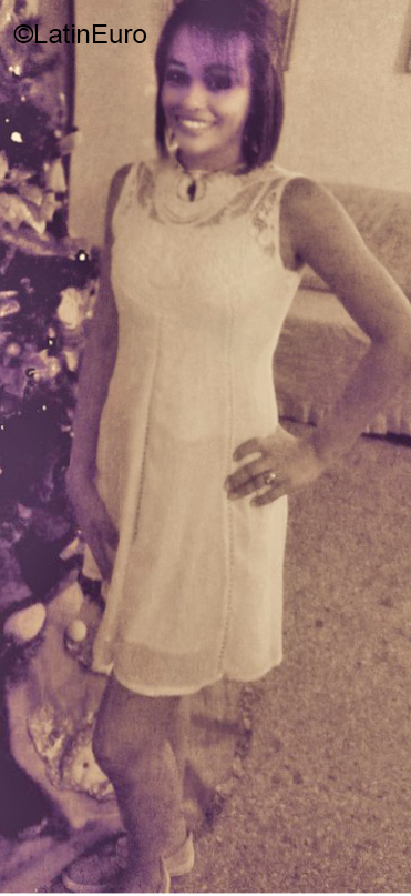 Date this charming Venezuela girl Angelica1992 from Valencia VE2656