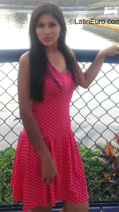Date this delightful Peru girl Mariah from Lima PE1437