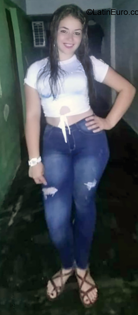 Date this athletic Colombia girl Yaireth from Cucuta CO26072