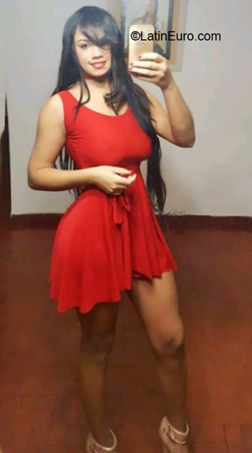 Date this hard body Dominican Republic girl Josefina from La Romana DO36186