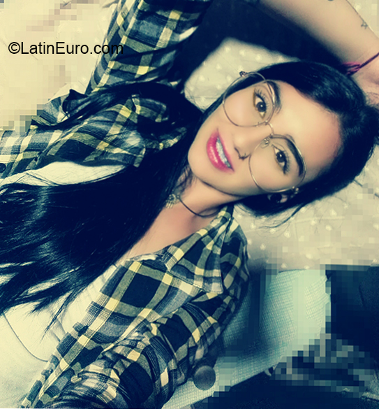 Date this charming Colombia girl Juanita from Manizales CO26582