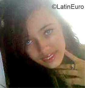 Date this hot Dominican Republic girl Marina from Pereira DO36715
