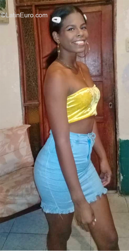Date this georgeous Venezuela girl Ixhel from Barquisimeto VE2868