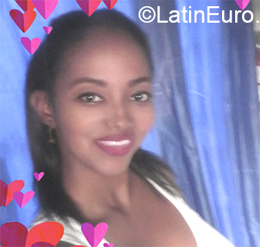 Date this pretty Trinidad and Tobago girl Gloria from San fernando TT93