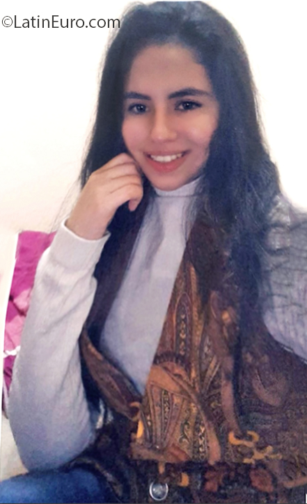 Date this beautiful Paraguay girl Natasha from Ciudad del este PY27