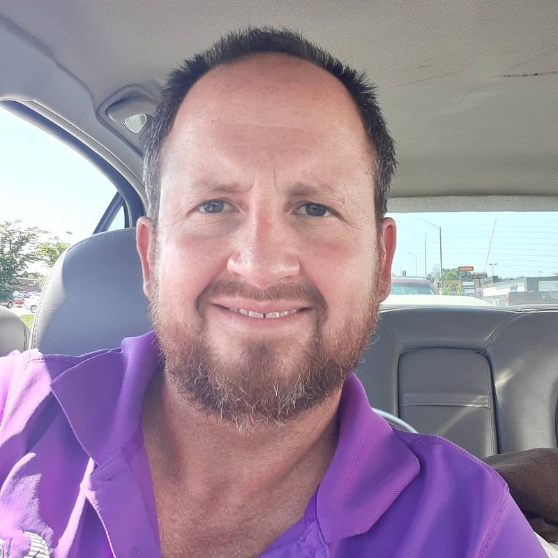 Date this nice looking United States man American from Lincoln US20609