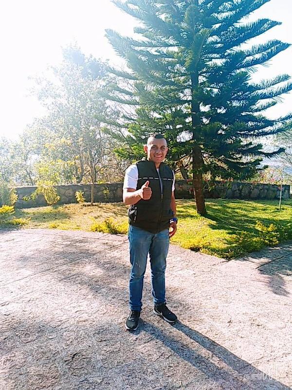 Date this gorgeous Honduras man Raul carmona from Tegucigalpa HN2762