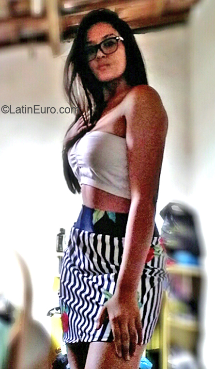 Date this stunning Brazil girl Joana from Desterro BR11053