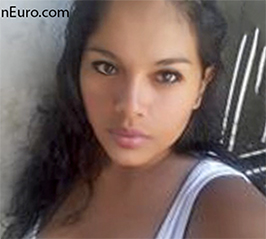 Date this hot Ecuador girl Nathaly from Ecuador EC442