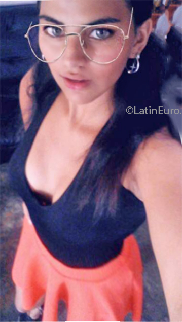 Date this passionate Venezuela girl Madelin from Cabimas VE3038