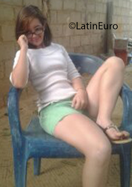 Date this exotic Venezuela girl Angela from Maracaibo VE3041