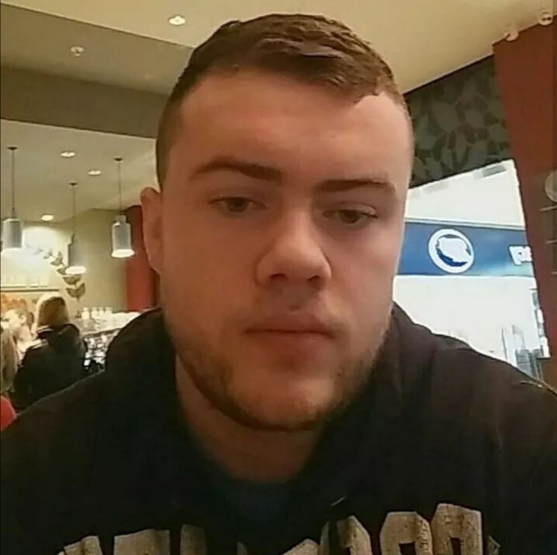 Date this delightful United Kingdom man Aaron from Belfast GB1015