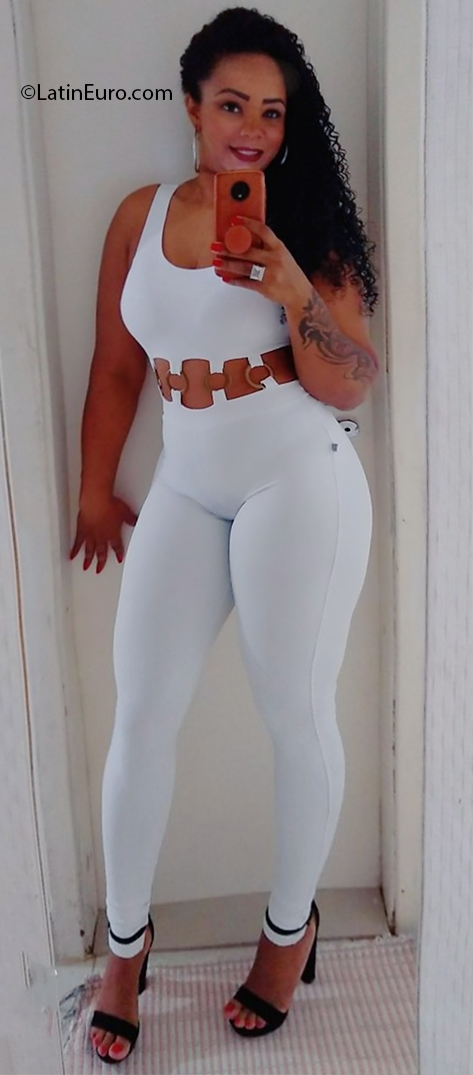 Date this cute Brazil girl Cassia from Sao Paulo BR11080