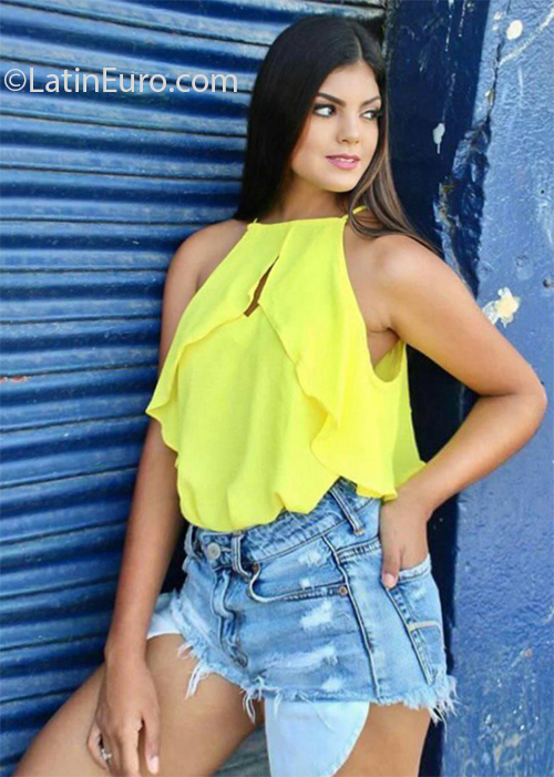 Date this attractive Venezuela girl Marlen from Barquisimeto VE3435