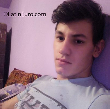 Date this athletic Panama man Ranel from Panama City PA1191