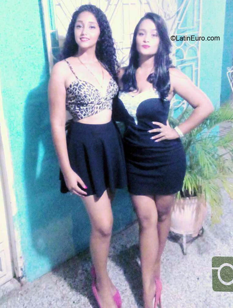 Date this young Venezuela girl Loreany from Cabimas VE3151