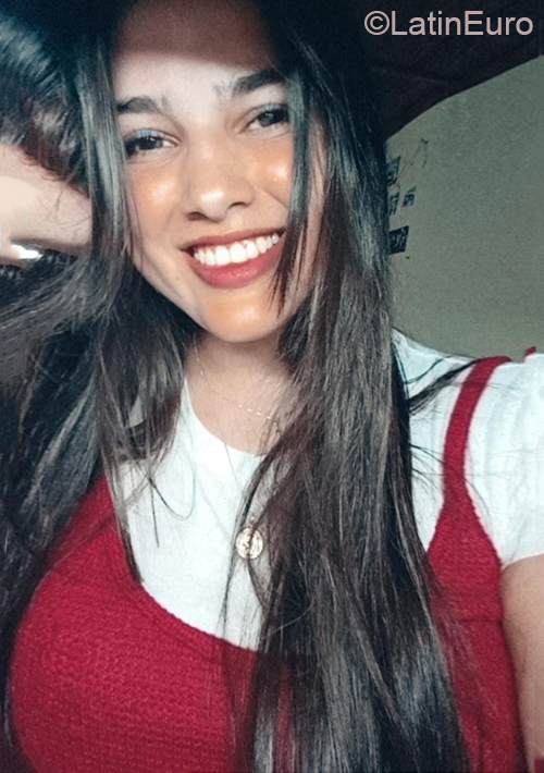 Date this lovely Argentina girl Emma from Obera AR392