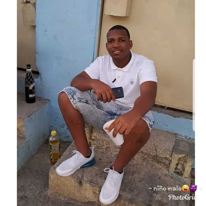 Date this gorgeous Dominican Republic man Kendry from Santo Domingo DO38042