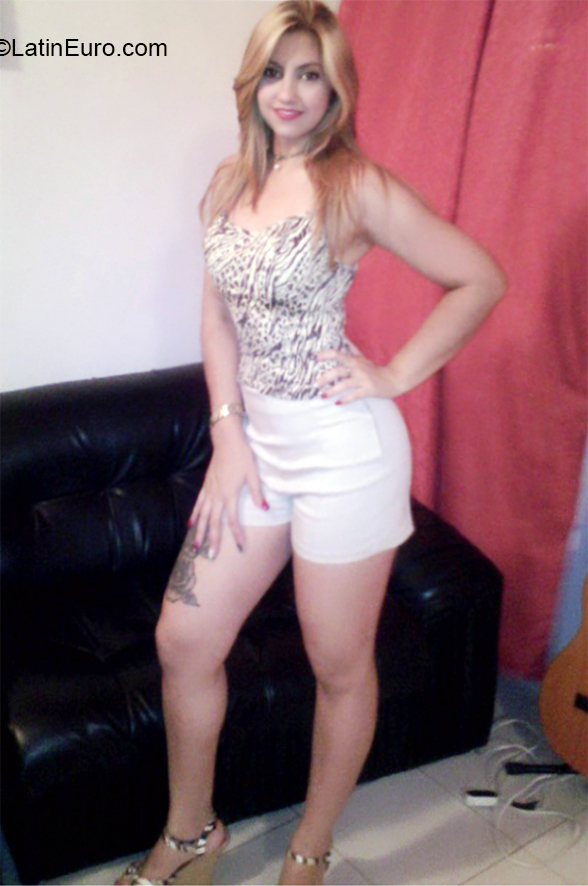 Date this athletic Venezuela girl Veronica from Trujillo VE3274