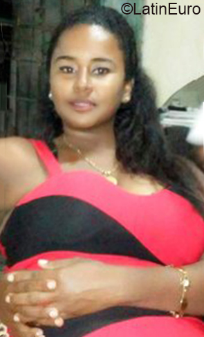 Date this georgeous Cuba girl Alexandra from Havana CU693