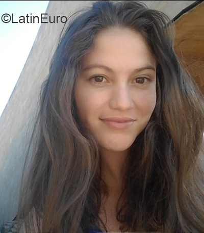 Date this lovely Colombia girl Kari from Cucuta CO27928