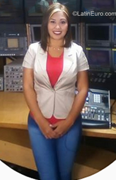 Date this beautiful Venezuela girl Ariana from Porlamar VE3354