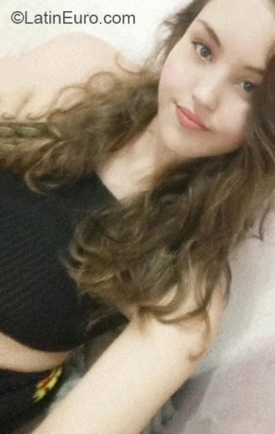 Date this voluptuous Brazil girl Infante from Manaus BR11201