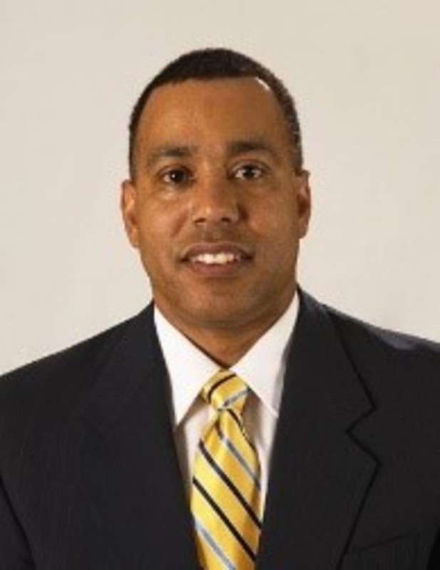 Date this delightful United States man Esteb from Chic US20902