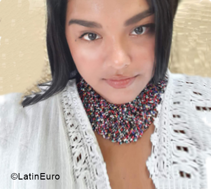 Date this hot El Salvador girl Beatriz from San Salvador SV125