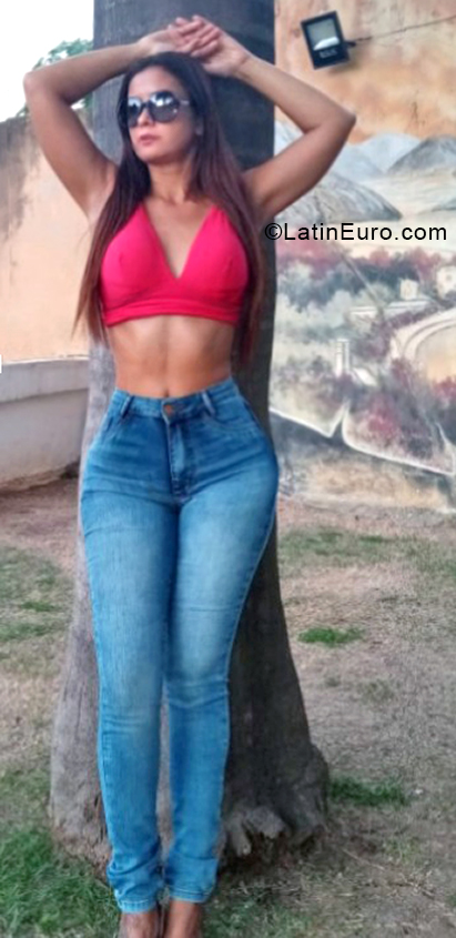 Date this pretty Brazil girl Ana Cristina from Rio de Janeiro BR11376